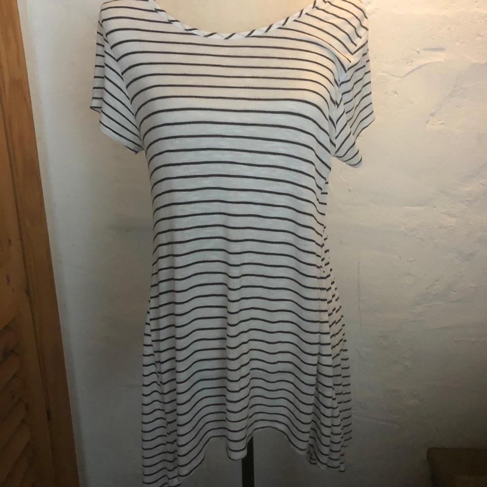 Black/White Striped Top